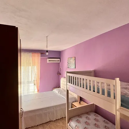 Apartment Holiday 2 Durres