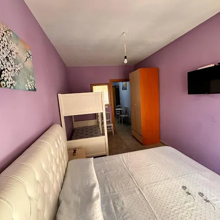 Apartment Holiday 2 *